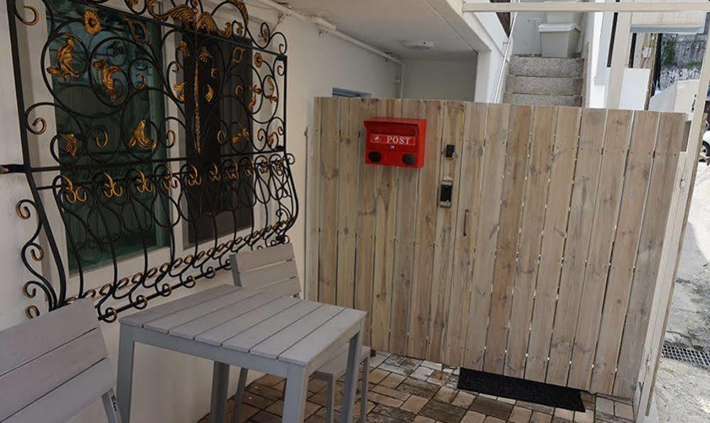 Hotel Eden Guest House Itaewon Seoul 2*