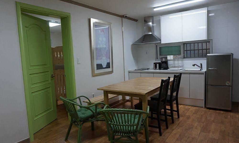Eden Guest House Itaewon Seoul Hotel